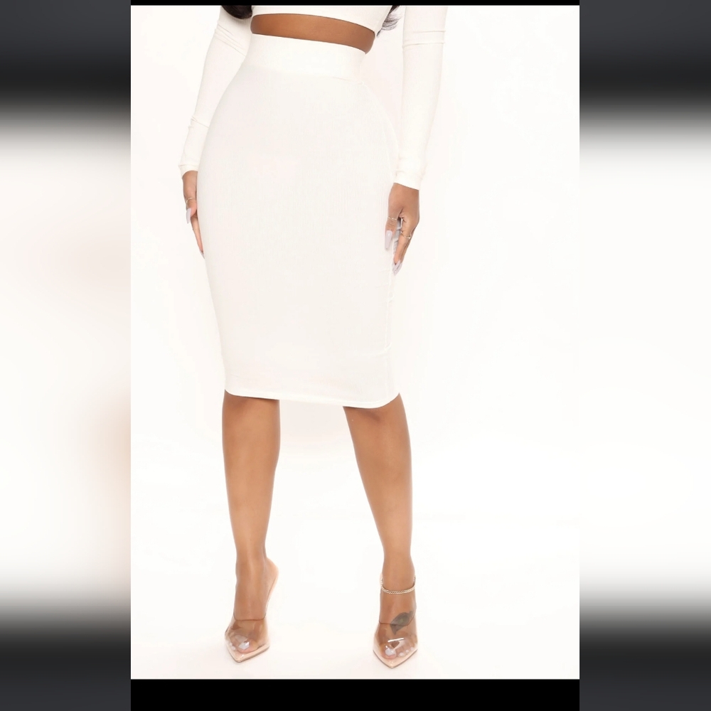NEW Vera Snatched Midi Skirt, off-white